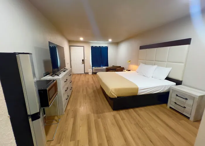 Travelodge By Wyndham Hotel